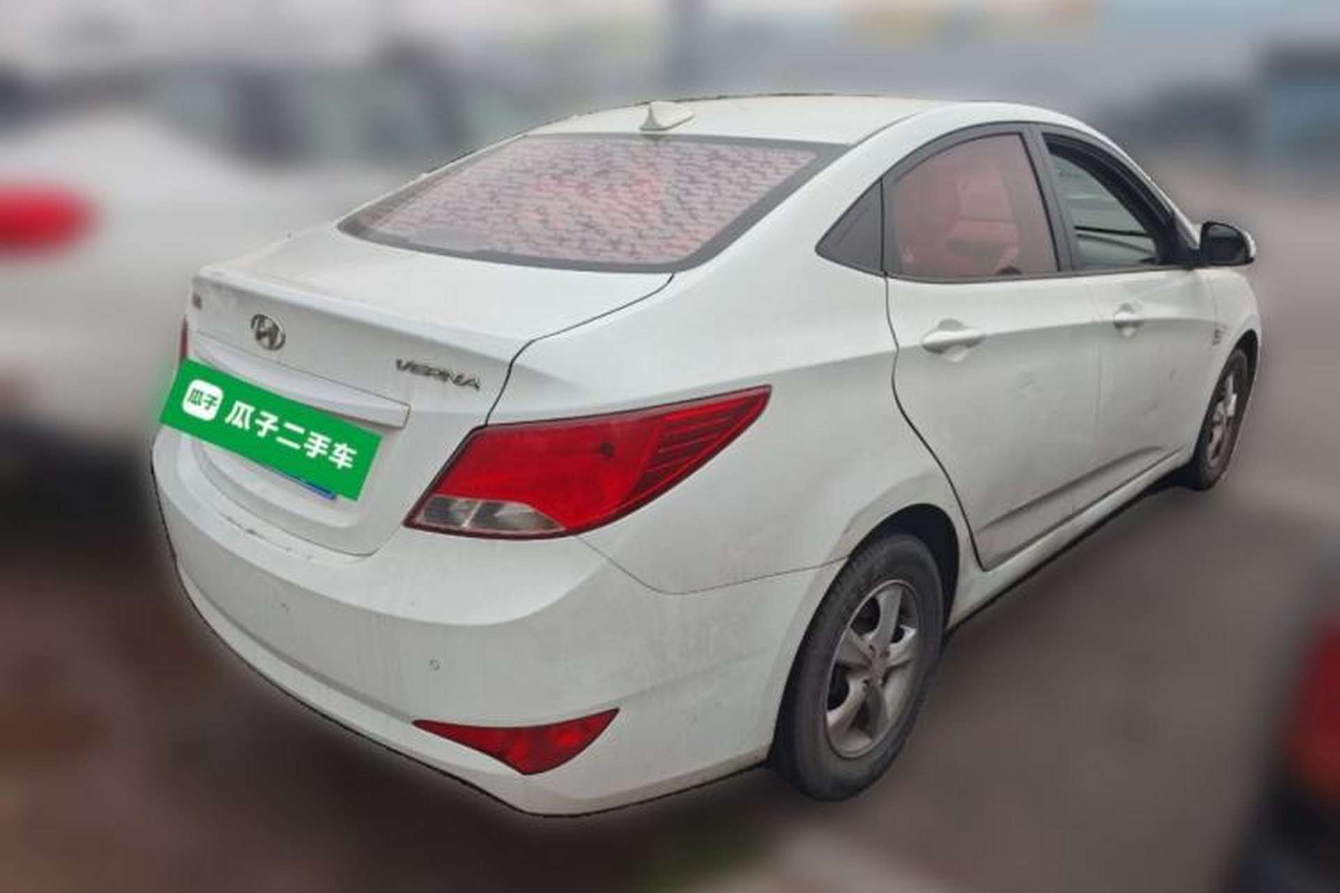 Used Hyundai Verna (older generation) 2016 1.4L Manual Smart GLS Trim Rear Right 45 Deg