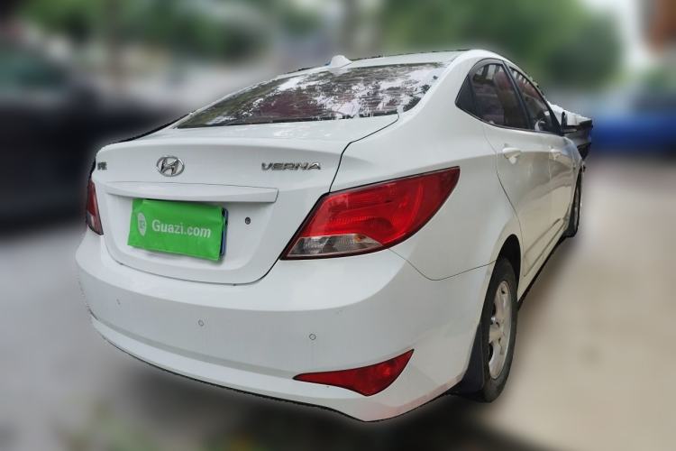 Used Hyundai Verna (older generation) 2016 1.4L Automatic Smart GLS Rear Right 45 Deg