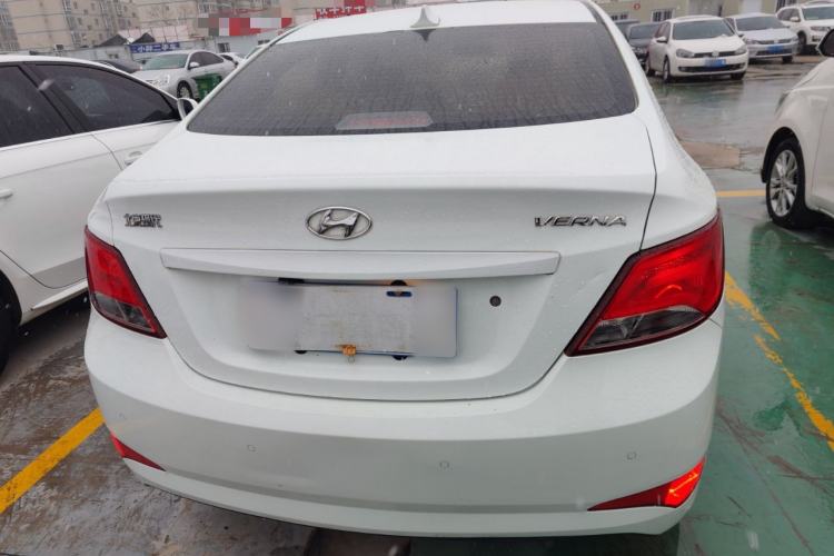 Used Hyundai Verna (older generation) 2016 1.4L Automatic Smart GLS Rear