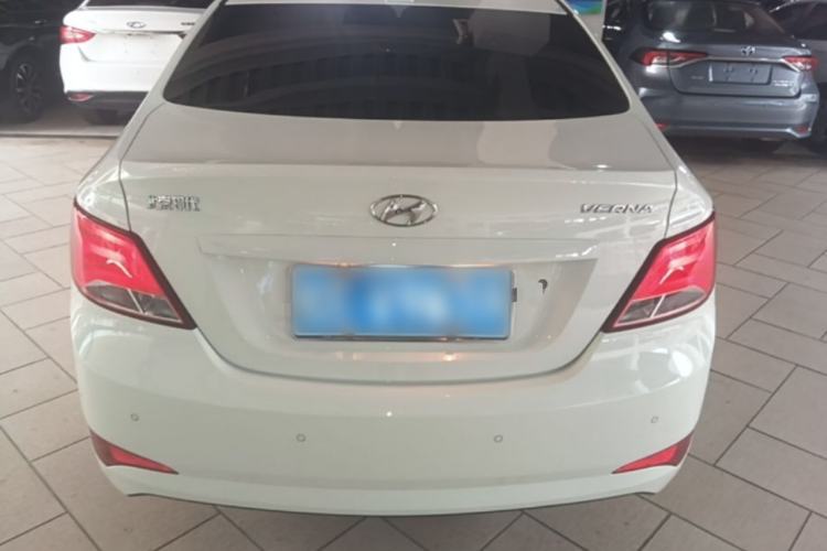 Used Hyundai Verna (older generation) 2016 1.4L Automatic Smart GLS Rear