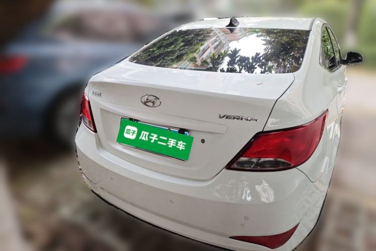 Used Hyundai Verna (older generation) 2016 1.4L Automatic Smart GLS Rear