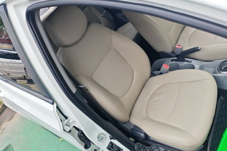 Used Hyundai Verna (older generation) 2016 1.4L Automatic Smart GLS Right Front Seat
