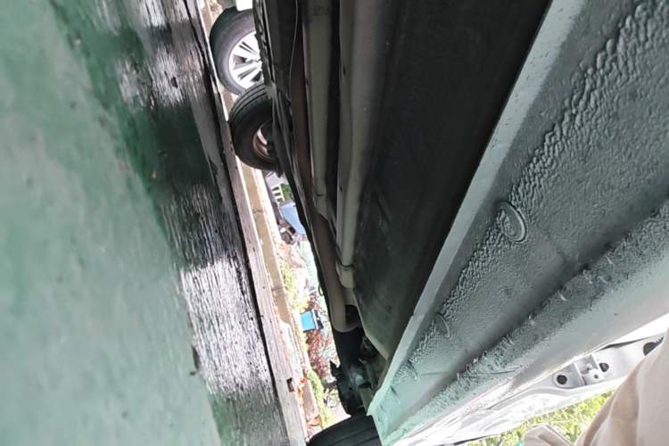 Used Hyundai Verna (older generation) 2016 1.4L Automatic Smart GLS Right Side Sill