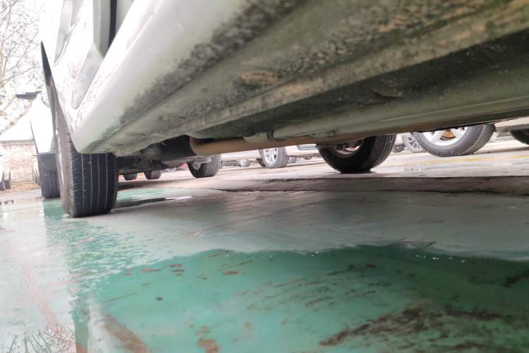 Used Hyundai Verna (older generation) 2016 1.4L Automatic Smart GLS Right Side Sill