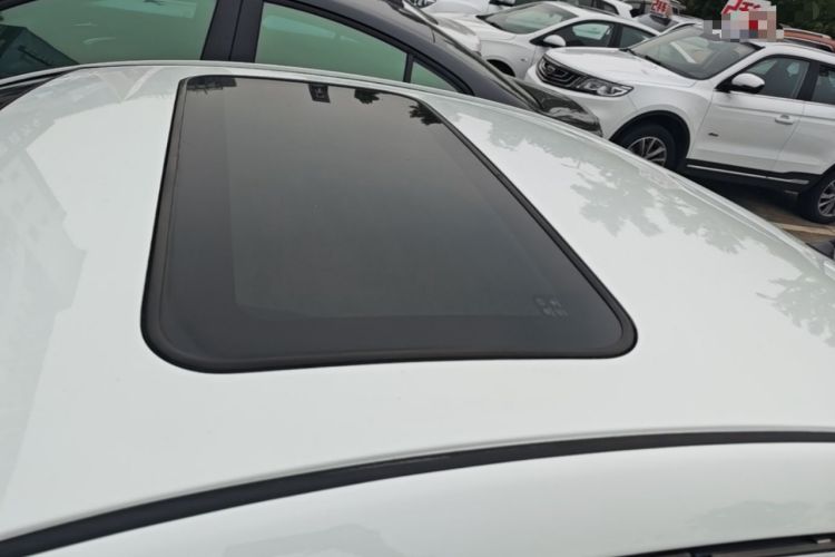 Used Hyundai Verna (older generation) 2016 1.4L Automatic Leading-Edge GLX Roof