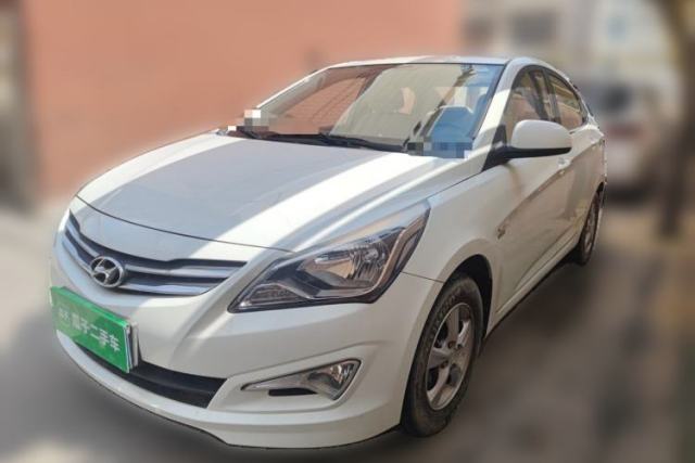 Used Hyundai Verna (older generation) 2016 1.4L Manual Smart GLS Trim