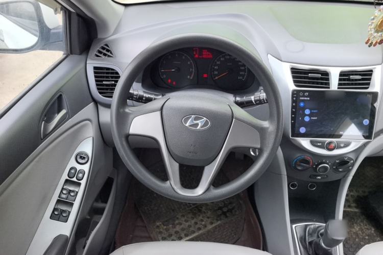 Used Hyundai Verna (older generation) 2016 1.4L Manual Smart GLS Trim Steering Wheel