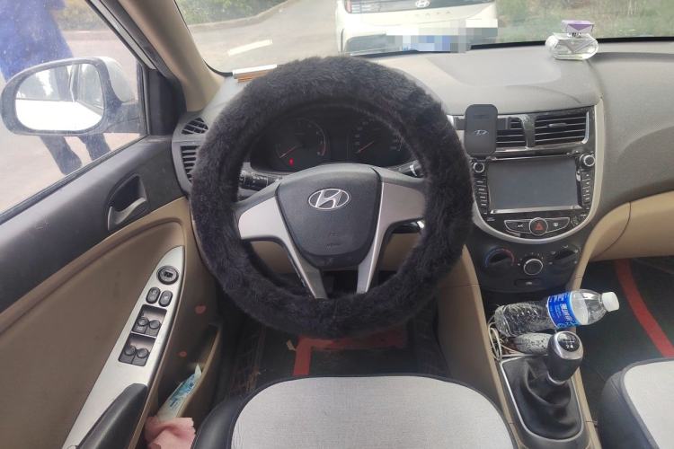 Used Hyundai Verna (older generation) 2016 1.4L Manual Smart GLS Trim Steering Wheel