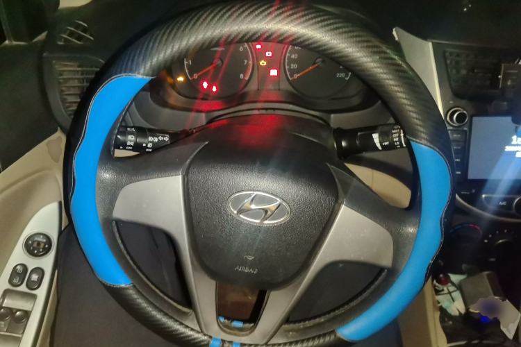 Used Hyundai Verna (older generation) 2016 1.4L Manual Smart GLS Trim Steering Wheel
