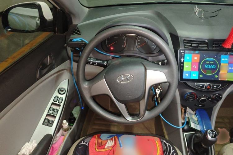 Used Hyundai Verna (older generation) 2016 1.4L Manual Smart GLS Trim Steering Wheel