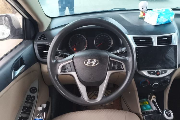 Used Hyundai Verna (older generation) 2016 1.4L Manual Flagship TOP Model Steering Wheel