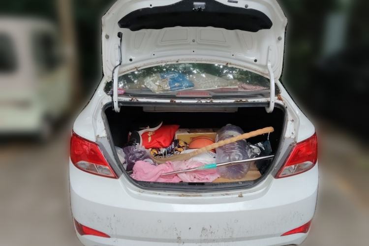 Used Hyundai Verna (older generation) 2016 1.4L Automatic Fashionable GS Model Trunk