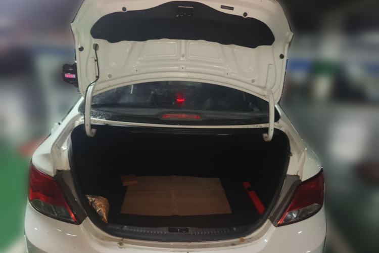 Used Hyundai Verna (older generation) 2016 1.4L Manual Smart GLS Trim Trunk