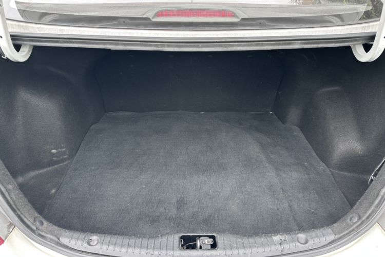 Used Hyundai Verna (older generation) 2016 1.4L Automatic Smart GLS Trunk