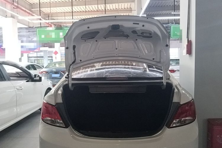 Used Hyundai Verna (older generation) 2016 1.4L Automatic Smart GLS Trunk