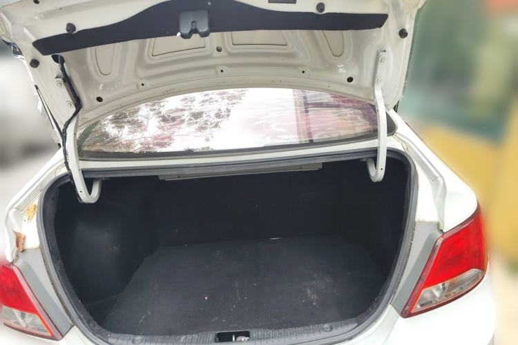 Used Hyundai Verna (older generation) 2016 1.4L Automatic Smart GLS Trunk
