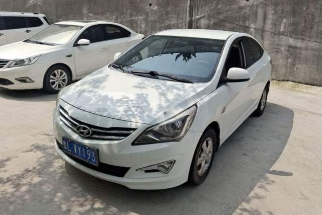 Used Hyundai Verna (older generation) 2016 1.4L Manual Smart GLS Trim