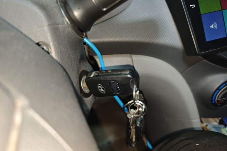 Used Hyundai Verna (older generation) 2016 1.4L Manual Smart GLS Trim Vehicle Key
