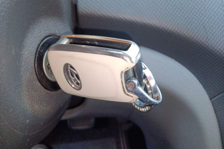 Used Hyundai Verna (older generation) 2016 1.4L Automatic Smart GLS Vehicle Key