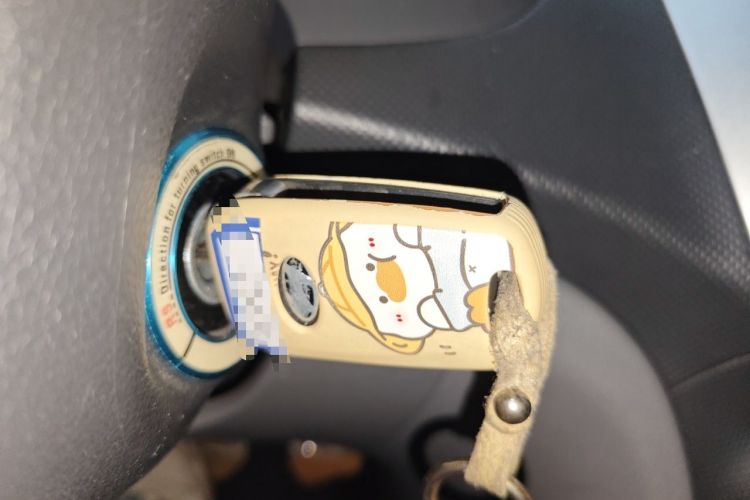 Used Hyundai Verna (older generation) 2016 1.4L Automatic Smart GLS Vehicle Key