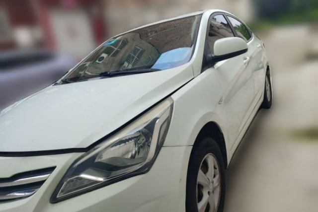 Used Hyundai Verna (older generation) 2016 1.4L Manual Smart GLS Trim
