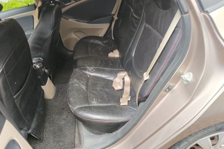 Used Hyundai Verna (older generation) 2016 1.4L Manual Smart GLS Trim Left Rear Seat