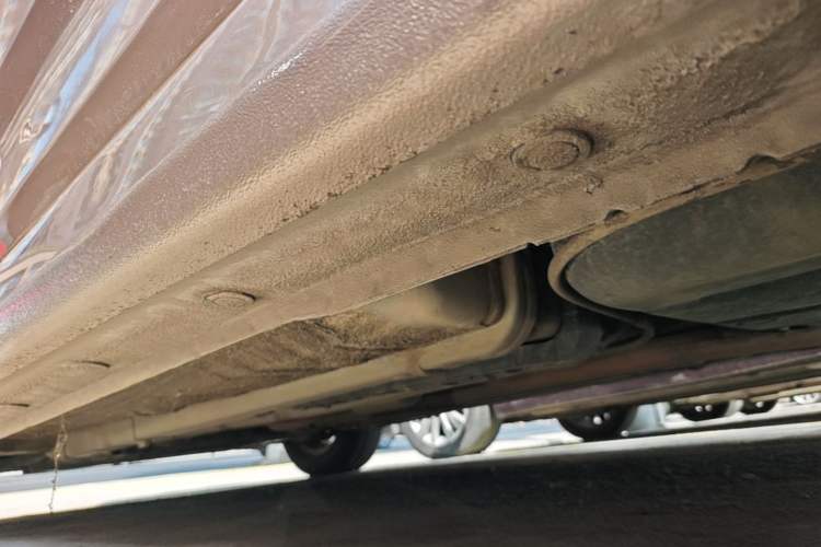 Used Hyundai Verna (older generation) 2016 1.4L Automatic Smart GLS Left Side Sill