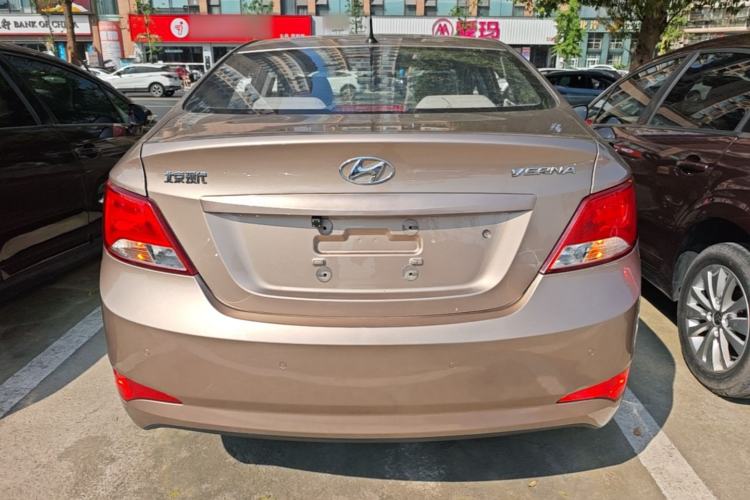 Used Hyundai Verna (older generation) 2016 1.4L Automatic Smart GLS Rear