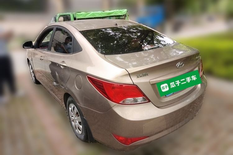Used Hyundai Verna (older generation) 2016 1.4L Manual Smart GLS Trim Rear Left 45 Deg