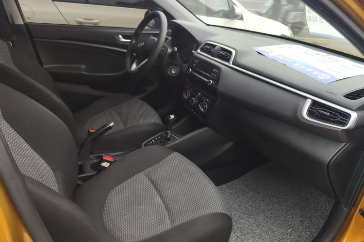 Used Hyundai Verna (older generation) 2017 1.4L Automatic YueXiang Edition China V-standard Interior 6