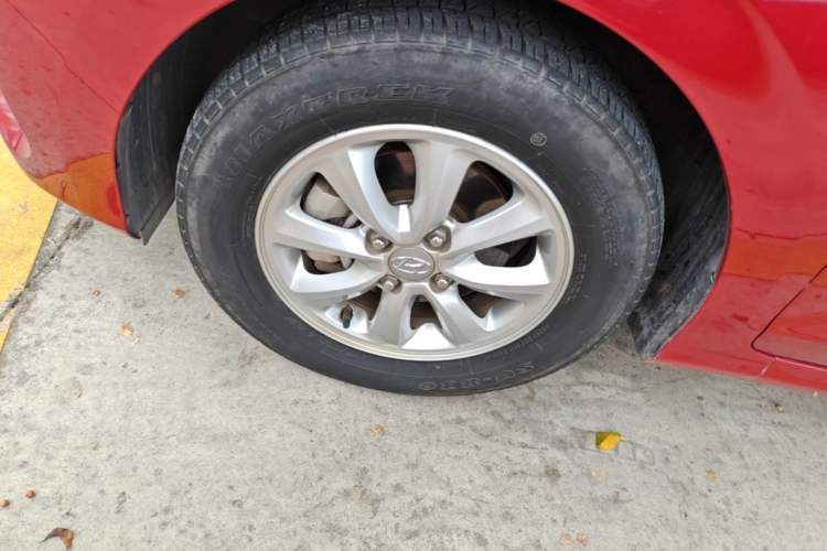 Used Hyundai Verna (older generation) 2017 1.4L Automatic YueXiang Edition China V-standard Left Front Wheel Hub
