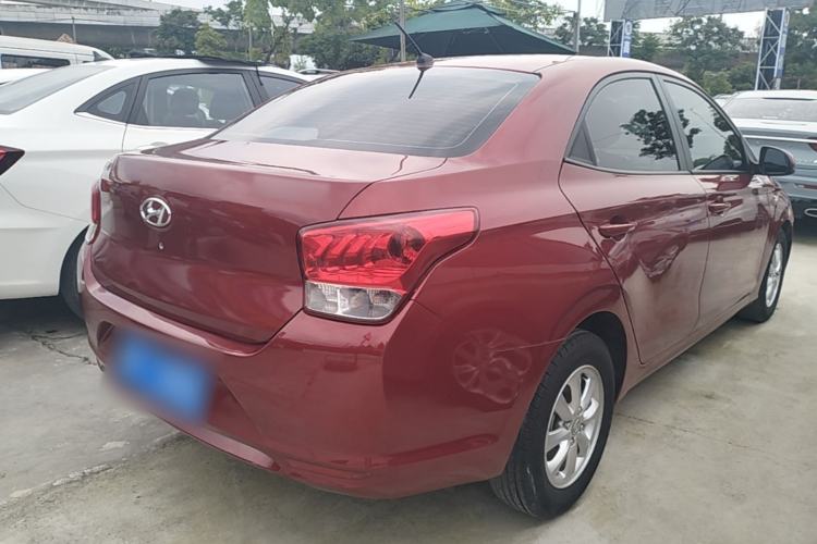 Used Hyundai Verna (older generation) 2017 1.4L Manual Colorful Skyroof Version China V Standard Rear Right 45 Deg