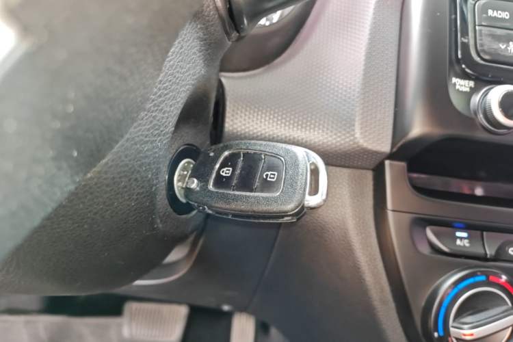 Used Hyundai Verna (older generation) 2017 1.4L Automatic YueXiang Edition China V-standard Vehicle Key