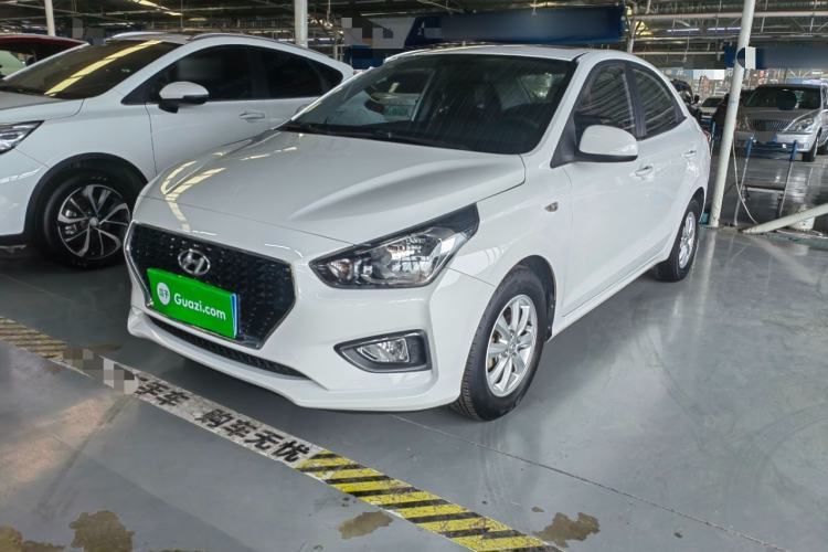 Used Hyundai Verna (older generation) 2017 1.4L Automatic YueXiang Edition China VI Standard Guazi used car, China used car export, Used car for sale, Used Hyundai cars, Cheapest cars for sale