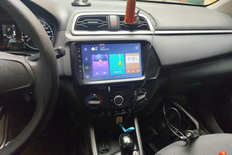 Used Hyundai Verna (older generation) 2017 1.4L Automatic YueXiang Edition China V-standard Audio And AC Panel