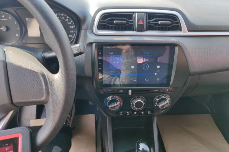 Used Hyundai Verna (older generation) 2017 1.4L Automatic YueXiang Edition China V-standard Audio And AC Panel