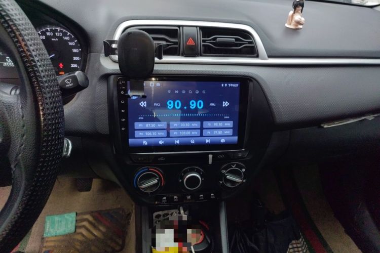 Used Hyundai Verna (older generation) 2017 1.4L Manual Refreshed Version China V Standard Audio And AC Panel