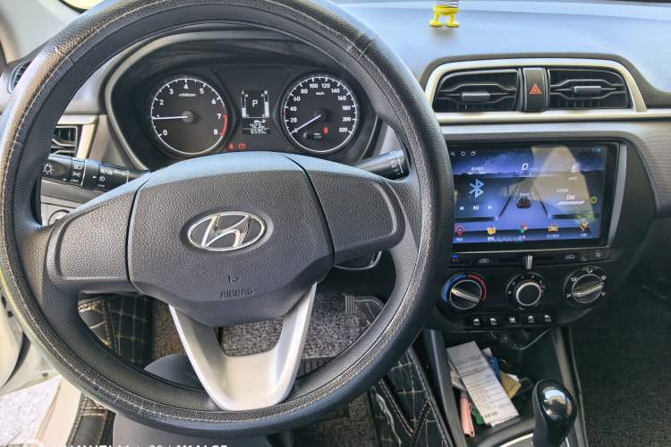 Used Hyundai Verna (older generation) 2017 1.4L Automatic YueXiang Edition China V-standard Audio And AC Panel