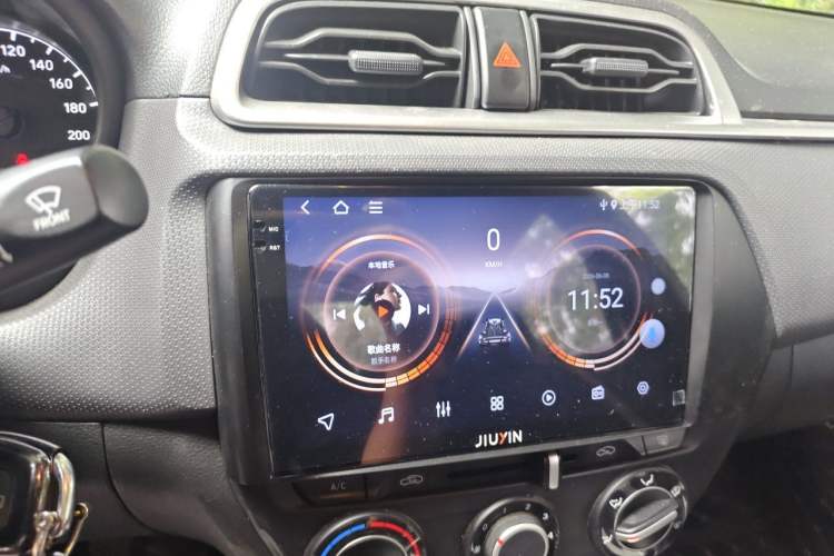 Used Hyundai Verna (older generation) 2017 1.4L Manual Huancai Edition China V Standard Audio And AC Panel
