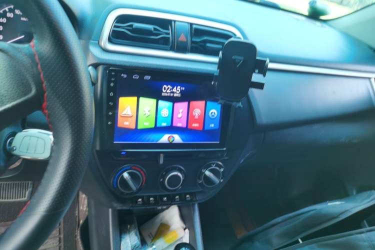 Used Hyundai Verna (older generation) 2017 1.4L Automatic YueXiang Edition China V-standard Audio And AC Panel