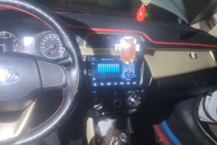 Used Hyundai Verna (older generation) 2017 1.4L Automatic YueXiang Edition China V-standard Audio And AC Panel