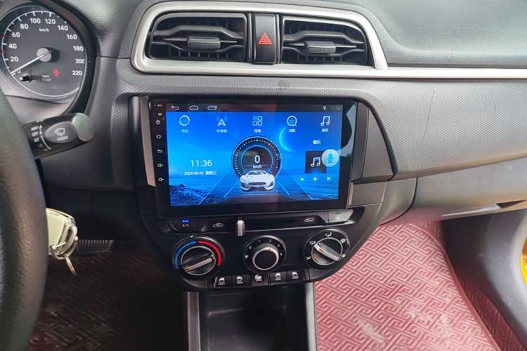 Used Hyundai Verna (older generation) 2017 1.4L Automatic YueXiang Edition China V-standard Audio And AC Panel