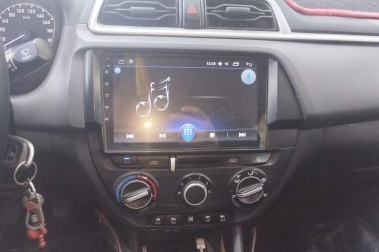 Used Hyundai Verna (older generation) 2017 1.4L Manual Huancai Edition China V Standard Audio And AC Panel