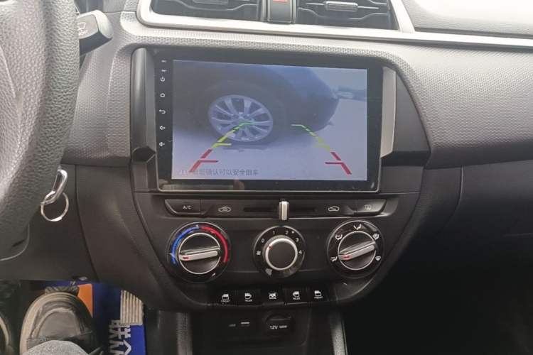 Used Hyundai Verna (older generation) 2017 1.4L Manual Huancai Edition China V Standard Audio And AC Panel