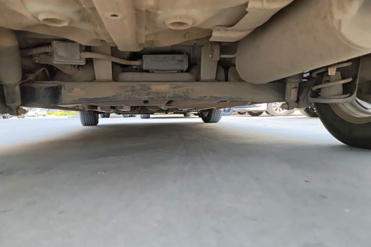 Used Hyundai Verna (older generation) 2017 1.4L Manual Refreshed Version China VI Standard Chassis Rear