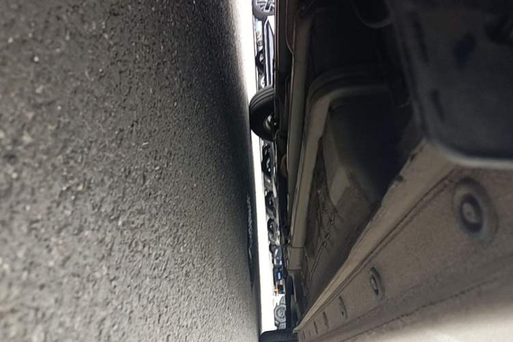 Used Hyundai Verna (older generation) 2017 1.4L Manual Colorful Skyroof Version China V Standard Chassis Rear Right