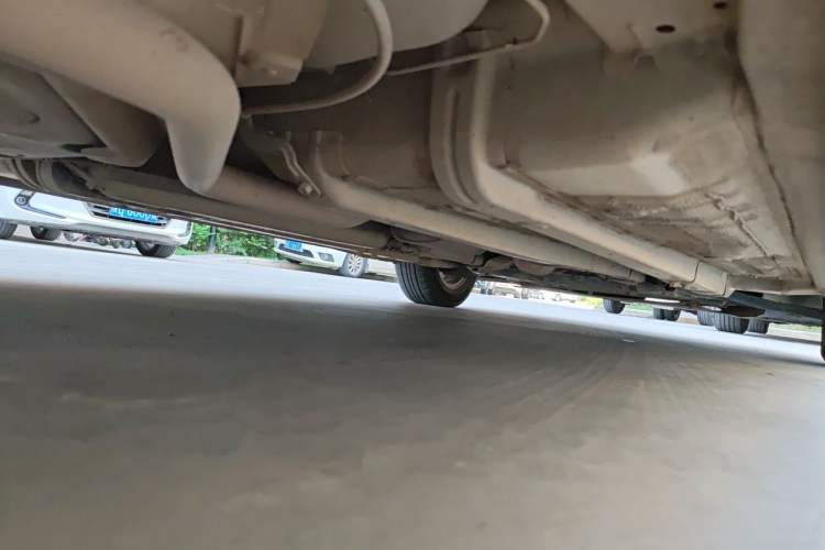 Used Hyundai Verna (older generation) 2017 1.4L Manual Refreshed Version China VI Standard Chassis Rear Right