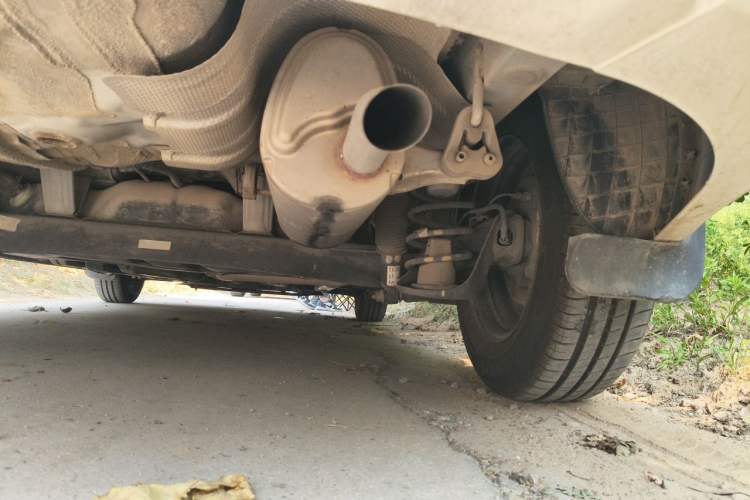 Used Hyundai Verna (older generation) 2017 1.4L Manual Refreshed Version China VI Standard Chassis Rear Right