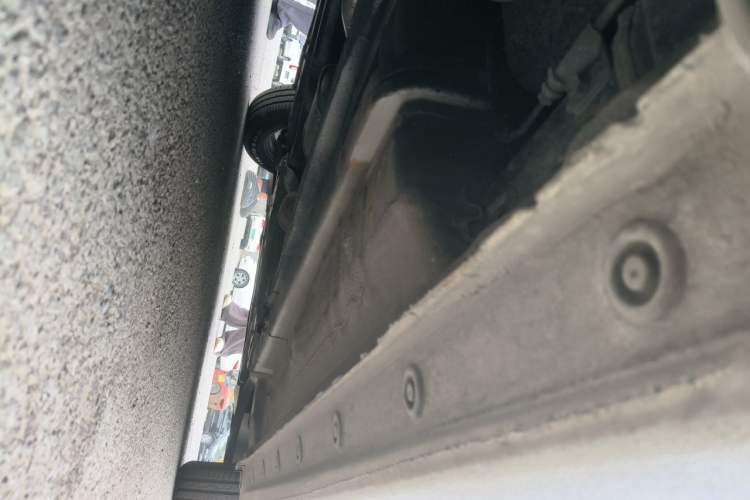 Used Hyundai Verna (older generation) 2017 1.4L Automatic YueXiang Edition China V-standard Chassis Rear Right