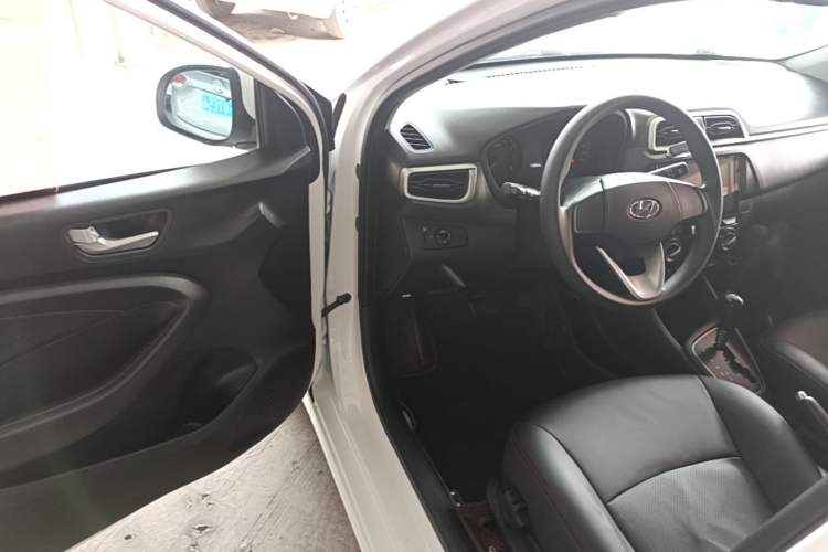 Used Hyundai Verna (older generation) 2017 1.4L Automatic YueXiang Edition China V-standard Driver Seat